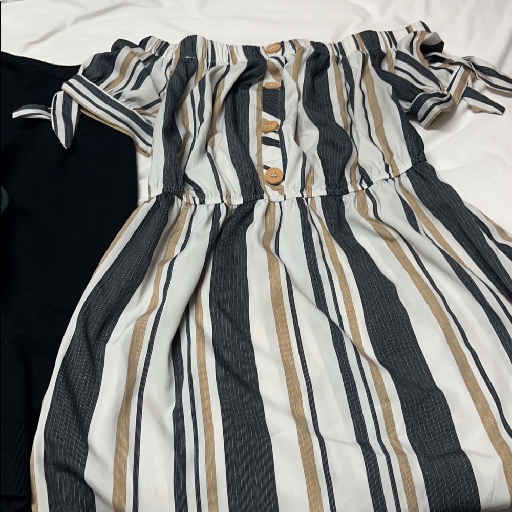 Office attire - Picture 6 of 10